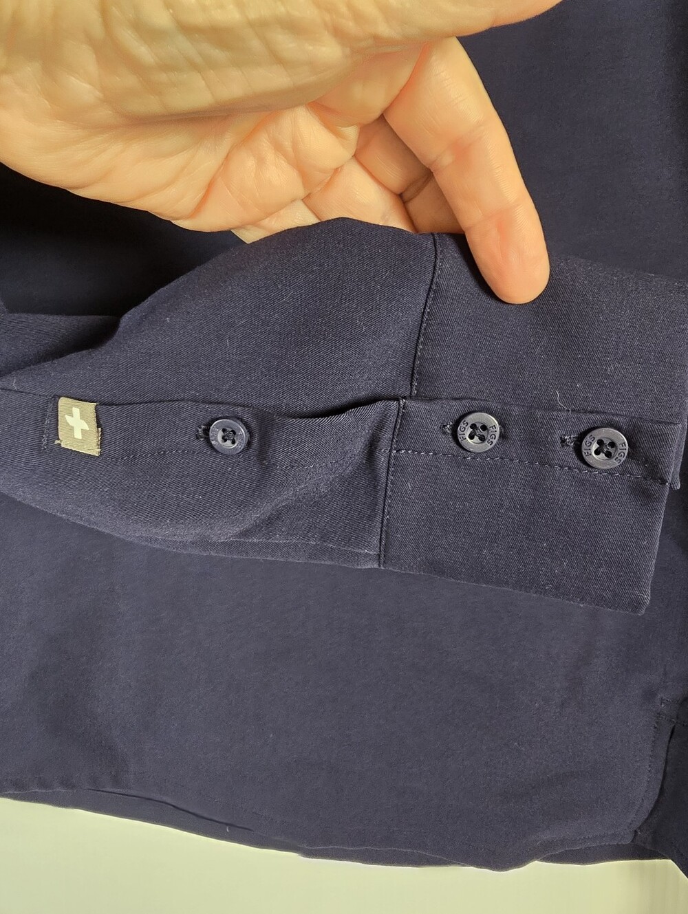 FIGS Technical Collection Womens Nala Navy Long-Sleeve Polo Top V-Placket XXS - Picture 7 of 12